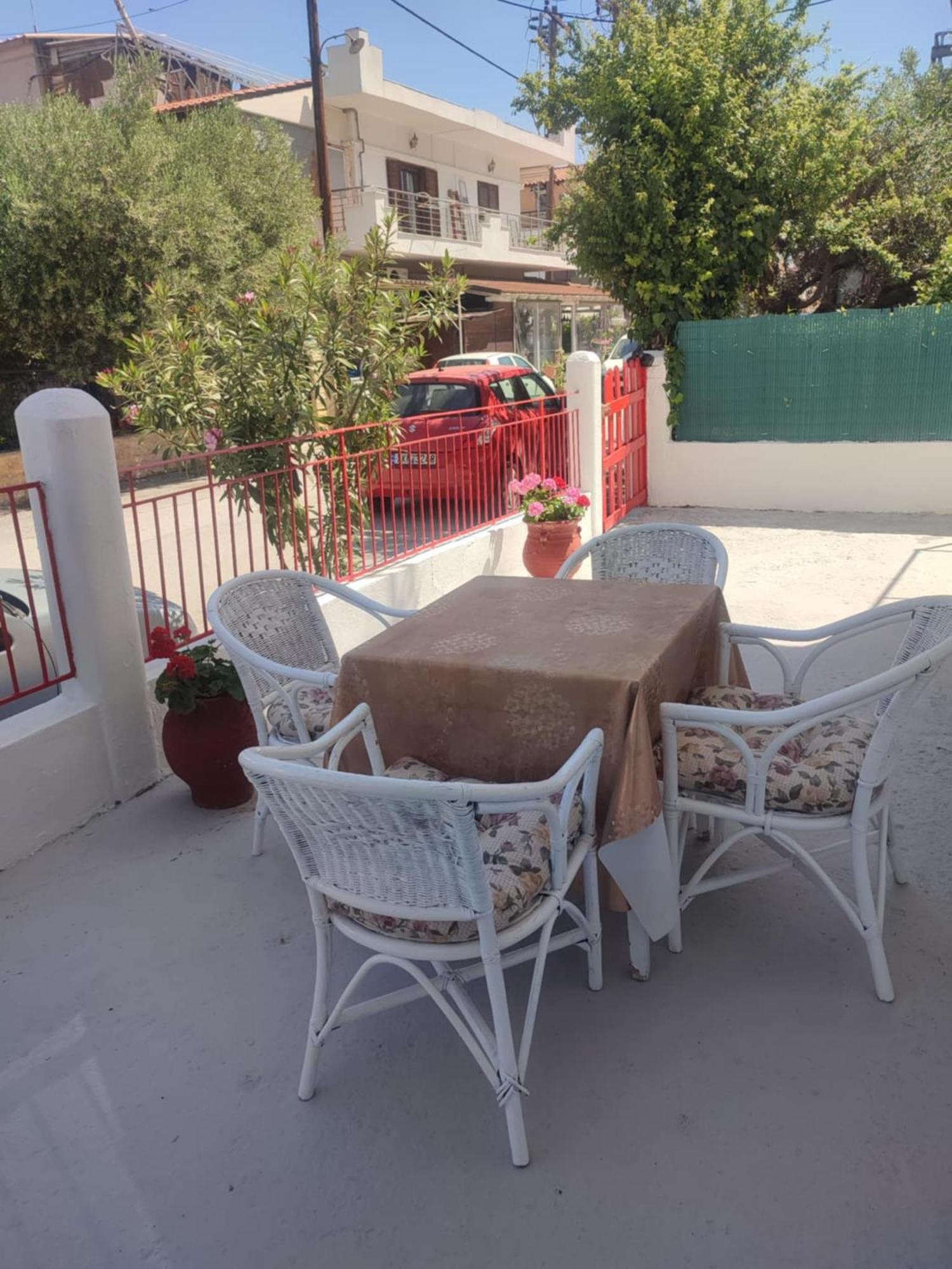 Beautiful Apartment Anais Near The Sea Hagia Triada Exterior foto